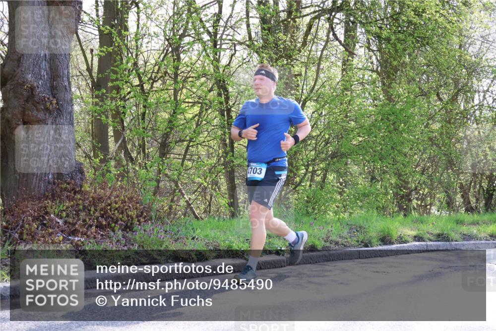 12.04.2026 - 45. Internationalen Wilhelmsburger Insellauf Yannick Fuchs http://msf.ph/oto/9485490 12.04.2026 10:46:35 Laufen 703 meine-sportfotos.de