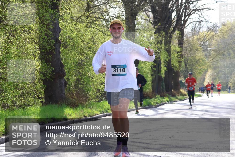 12.04.2026 - 45. Internationalen Wilhelmsburger Insellauf Yannick Fuchs http://msf.ph/oto/9485520 12.04.2026 10:28:38 Laufen 3110, 2986 meine-sportfotos.de