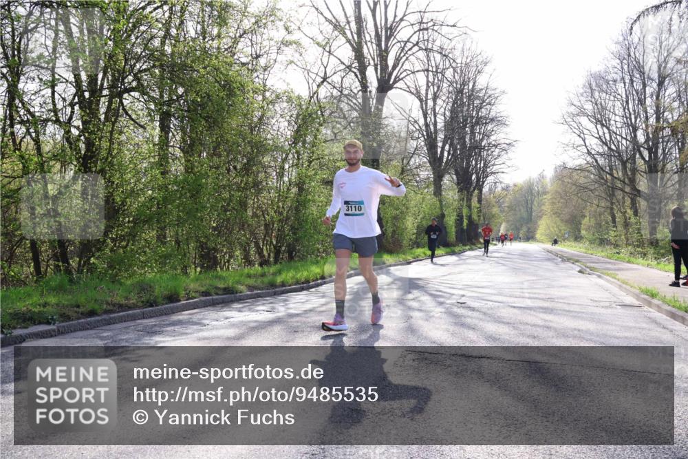 12.04.2026 - 45. Internationalen Wilhelmsburger Insellauf Yannick Fuchs http://msf.ph/oto/9485535 12.04.2026 10:28:39 Laufen 3110 meine-sportfotos.de