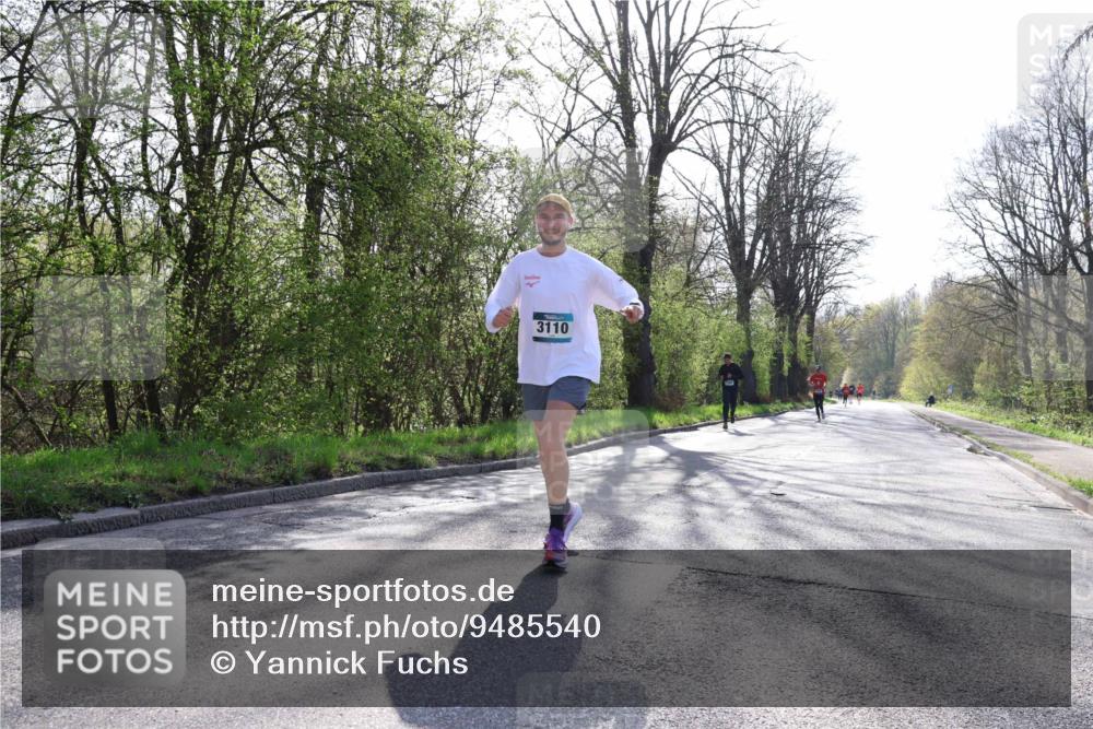 12.04.2026 - 45. Internationalen Wilhelmsburger Insellauf Yannick Fuchs http://msf.ph/oto/9485540 12.04.2026 10:28:39 Laufen 3110 meine-sportfotos.de