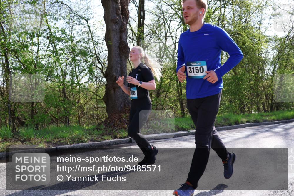 12.04.2026 - 45. Internationalen Wilhelmsburger Insellauf Yannick Fuchs http://msf.ph/oto/9485571 12.04.2026 10:46:40 Laufen 808, 3150 meine-sportfotos.de