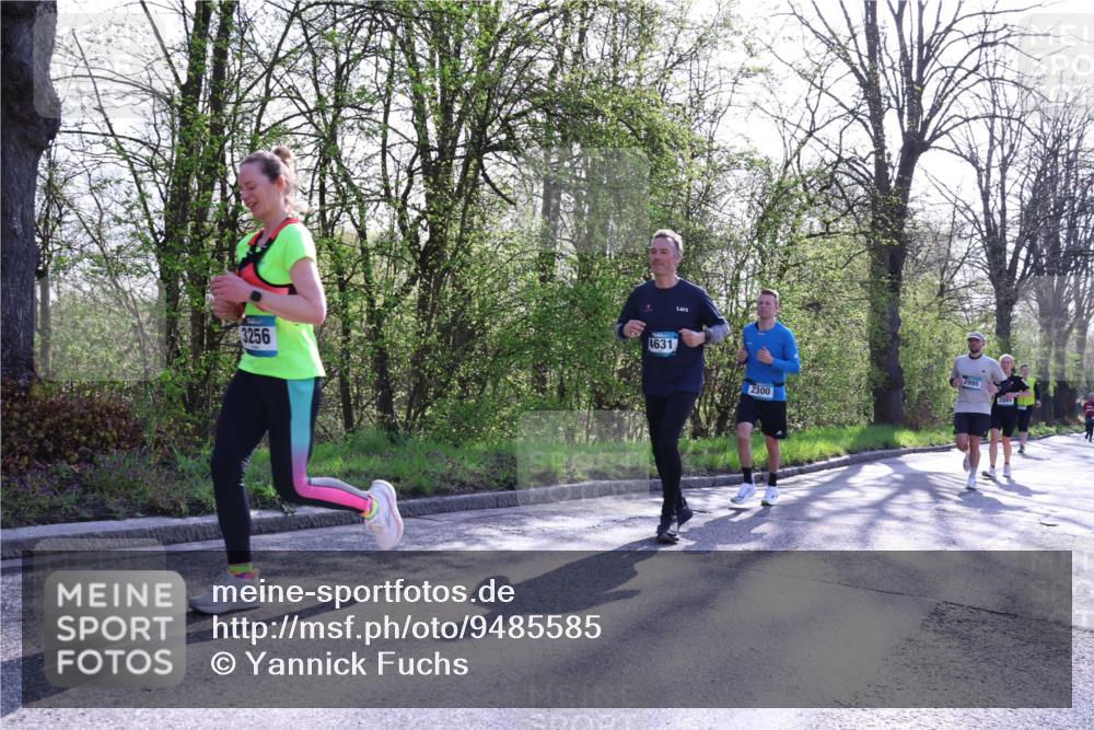 12.04.2026 - 45. Internationalen Wilhelmsburger Insellauf Yannick Fuchs http://msf.ph/oto/9485585 12.04.2026 10:34:50 Laufen 3256, 4631, 2300, 2995, 2845 meine-sportfotos.de