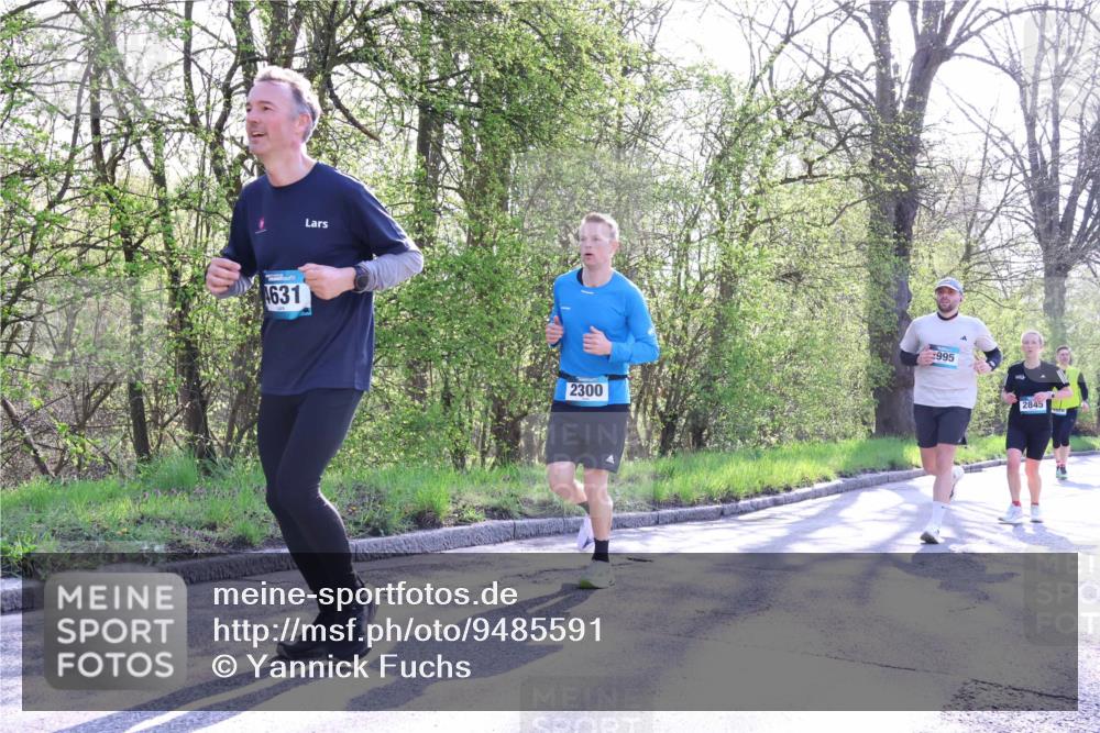 12.04.2026 - 45. Internationalen Wilhelmsburger Insellauf Yannick Fuchs http://msf.ph/oto/9485591 12.04.2026 10:34:51 Laufen 631, 2300, 995, 2845 meine-sportfotos.de