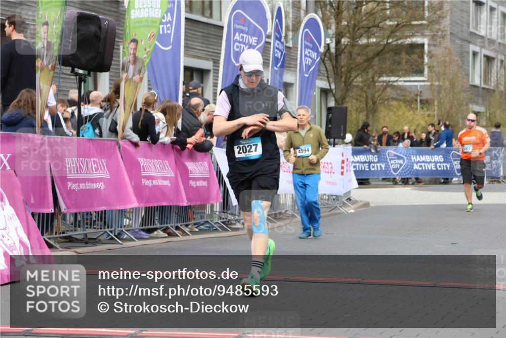 12.04.2026 - 45. Internationalen Wilhelmsburger Insellauf Strokosch-Dieckow http://msf.ph/oto/9485593 12.04.2026 13:19:46 Ziel 2027 meine-sportfotos.de