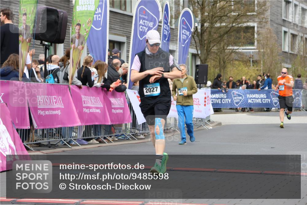 12.04.2026 - 45. Internationalen Wilhelmsburger Insellauf Strokosch-Dieckow http://msf.ph/oto/9485598 12.04.2026 13:19:46 Ziel 2027 meine-sportfotos.de