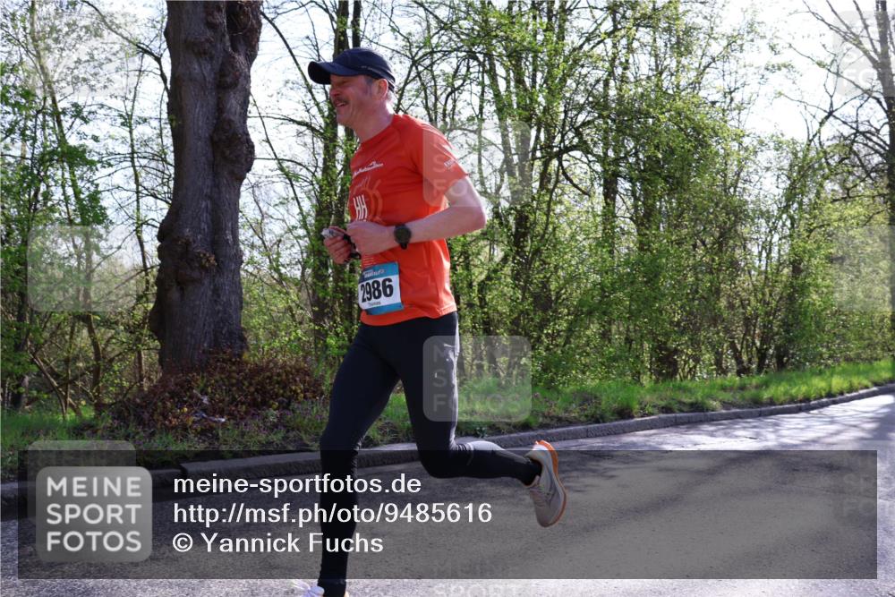 12.04.2026 - 45. Internationalen Wilhelmsburger Insellauf Yannick Fuchs http://msf.ph/oto/9485616 12.04.2026 10:28:47 Laufen 2986 meine-sportfotos.de
