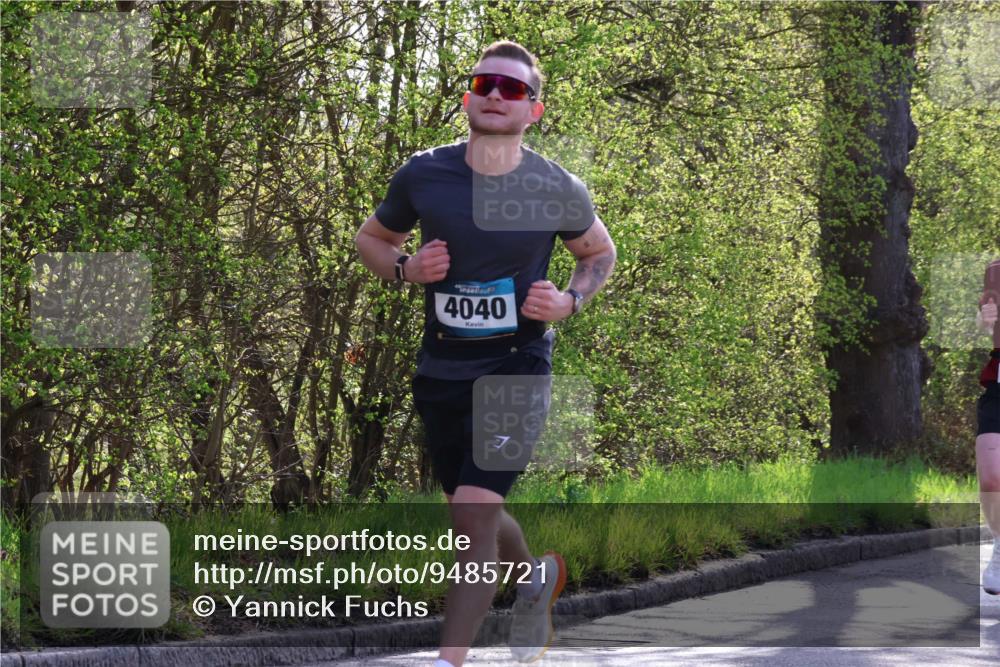 12.04.2026 - 45. Internationalen Wilhelmsburger Insellauf Yannick Fuchs http://msf.ph/oto/9485721 12.04.2026 10:29:04 Laufen 4040 meine-sportfotos.de