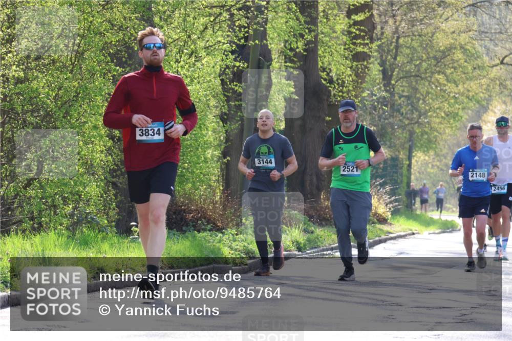 12.04.2026 - 45. Internationalen Wilhelmsburger Insellauf Yannick Fuchs http://msf.ph/oto/9485764 12.04.2026 10:29:10 Laufen 3834, 3144, 2521, 2148, 2456 meine-sportfotos.de
