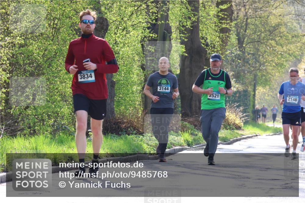 12.04.2026 - 45. Internationalen Wilhelmsburger Insellauf Yannick Fuchs http://msf.ph/oto/9485768 12.04.2026 10:29:10 Laufen 3834, 3144, 2521, 2148 meine-sportfotos.de