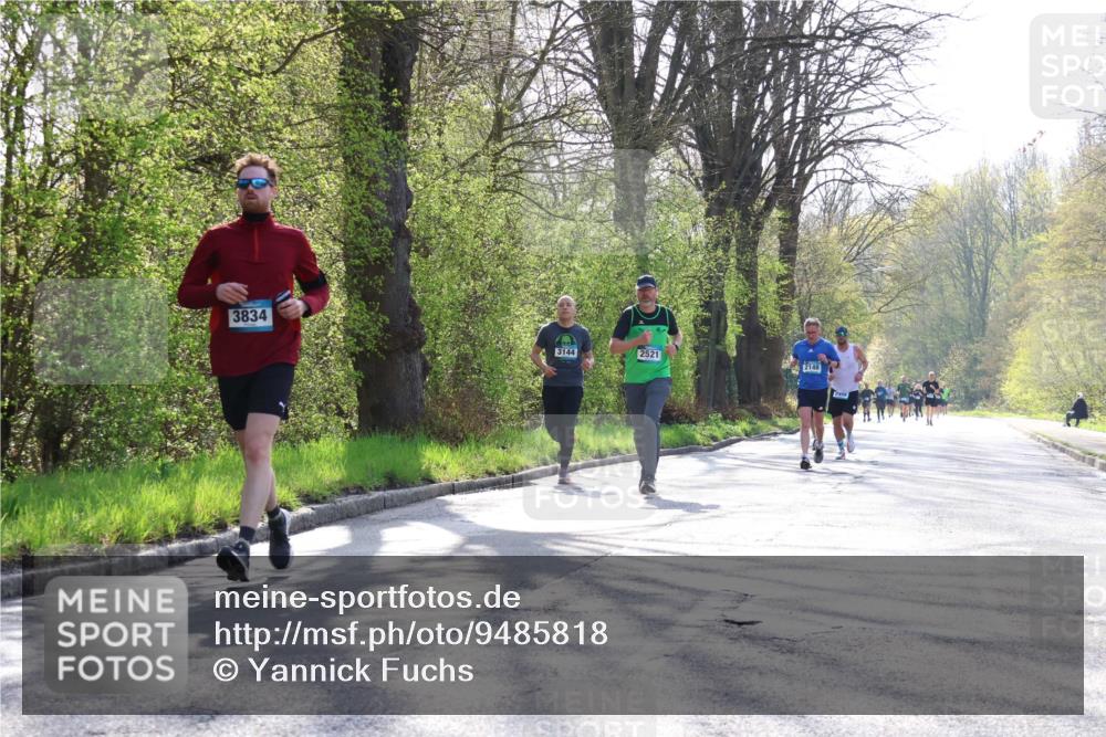 12.04.2026 - 45. Internationalen Wilhelmsburger Insellauf Yannick Fuchs http://msf.ph/oto/9485818 12.04.2026 10:29:14 Laufen 3834, 3144, 2521, 2148 meine-sportfotos.de
