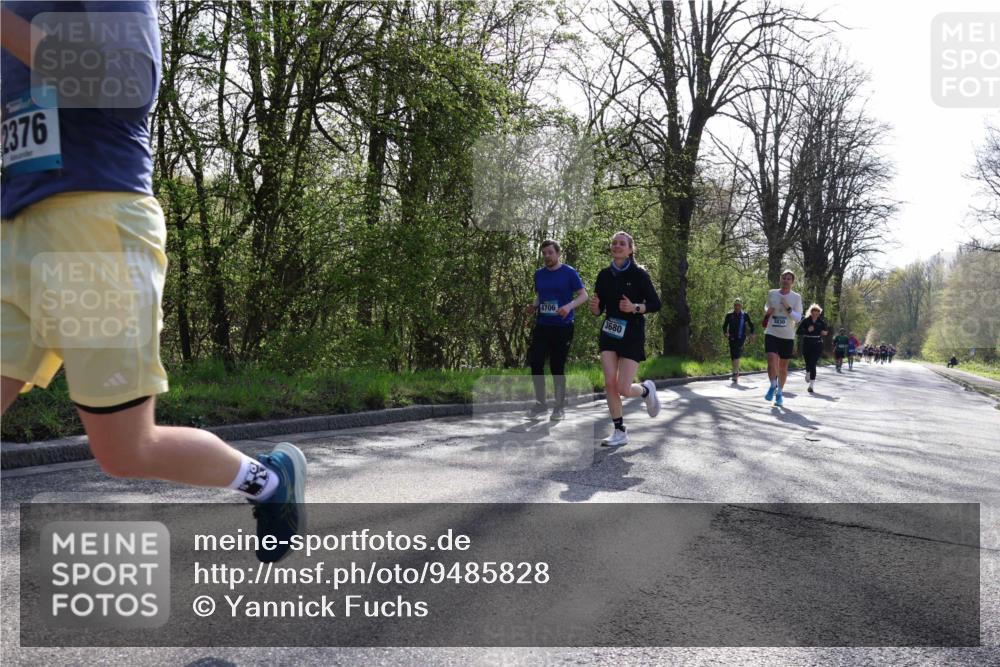 12.04.2026 - 45. Internationalen Wilhelmsburger Insellauf Yannick Fuchs http://msf.ph/oto/9485828 12.04.2026 10:35:08 Laufen 2376, 4706, 3680, 3830 meine-sportfotos.de