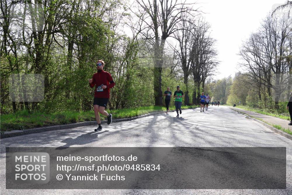 12.04.2026 - 45. Internationalen Wilhelmsburger Insellauf Yannick Fuchs http://msf.ph/oto/9485834 12.04.2026 10:29:16 Laufen 12327 meine-sportfotos.de