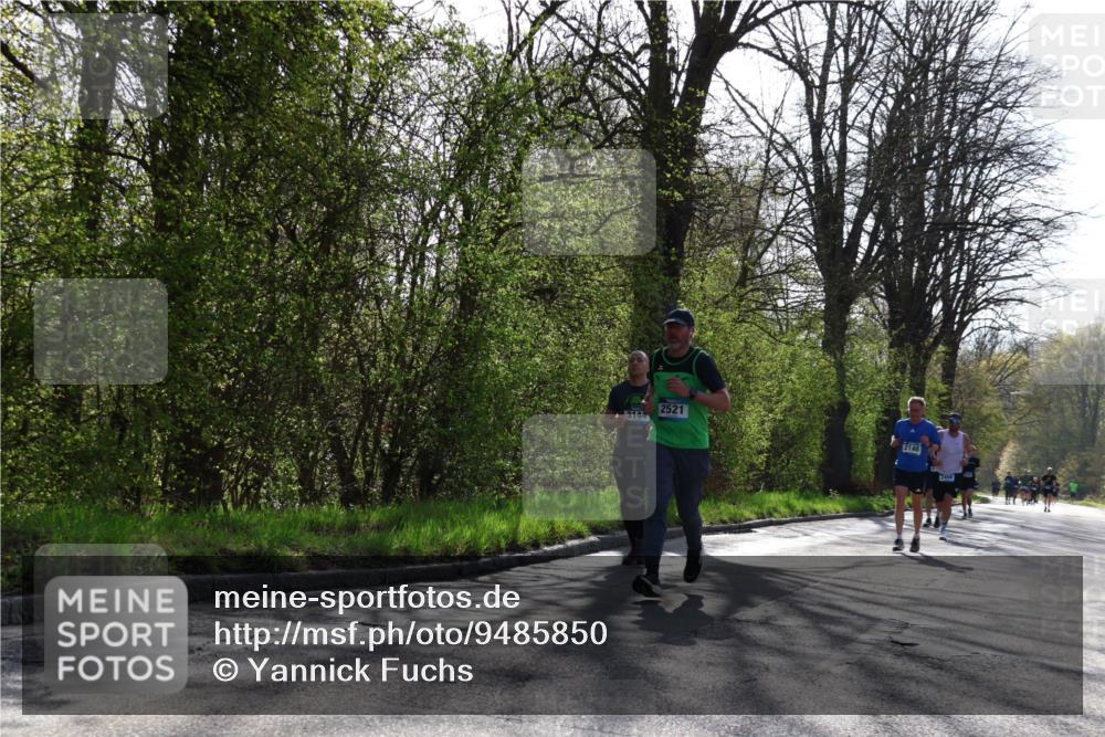 12.04.2026 - 45. Internationalen Wilhelmsburger Insellauf Yannick Fuchs http://msf.ph/oto/9485850 12.04.2026 10:29:17 Laufen 3144, 2521, 2148 meine-sportfotos.de