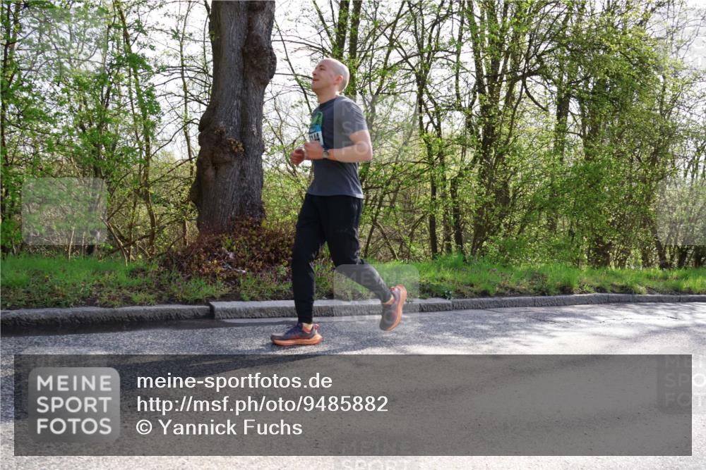 12.04.2026 - 45. Internationalen Wilhelmsburger Insellauf Yannick Fuchs http://msf.ph/oto/9485882 12.04.2026 10:29:20 Laufen  meine-sportfotos.de