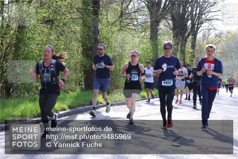 12.04.2026 - 45. Internationalen Wilhelmsburger Insellauf Yannick Fuchs http://msf.ph/oto/9485969 12.04.2026 10:35:29 Laufen 269, 356, 367, 488, 4402, 45 meine-sportfotos.de
