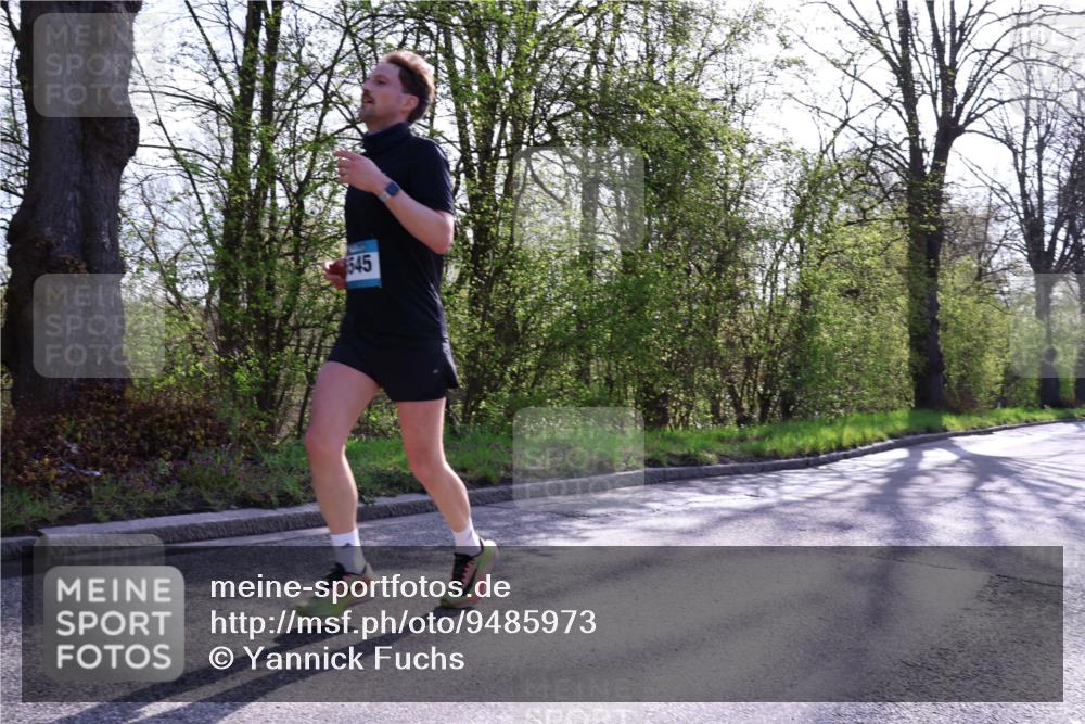 12.04.2026 - 45. Internationalen Wilhelmsburger Insellauf Yannick Fuchs http://msf.ph/oto/9485973 12.04.2026 10:29:30 Laufen 545 meine-sportfotos.de