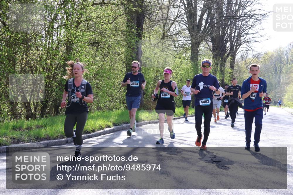 12.04.2026 - 45. Internationalen Wilhelmsburger Insellauf Yannick Fuchs http://msf.ph/oto/9485974 12.04.2026 10:35:29 Laufen 269, 3563, 4367, 4882, 4402, 54 meine-sportfotos.de