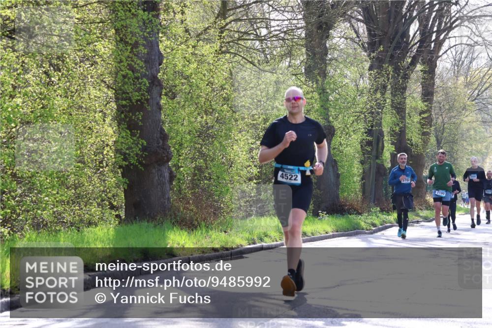 12.04.2026 - 45. Internationalen Wilhelmsburger Insellauf Yannick Fuchs http://msf.ph/oto/9485992 12.04.2026 10:29:33 Laufen 4522, 5702, 2100, 3444, 5254 meine-sportfotos.de