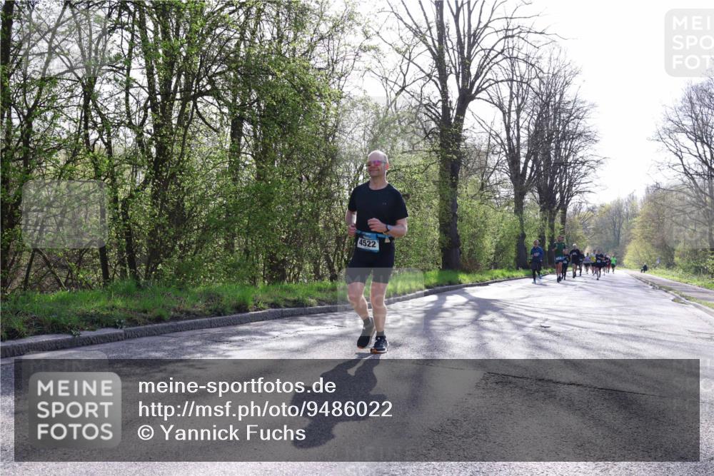 12.04.2026 - 45. Internationalen Wilhelmsburger Insellauf Yannick Fuchs http://msf.ph/oto/9486022 12.04.2026 10:29:35 Laufen 4522 meine-sportfotos.de