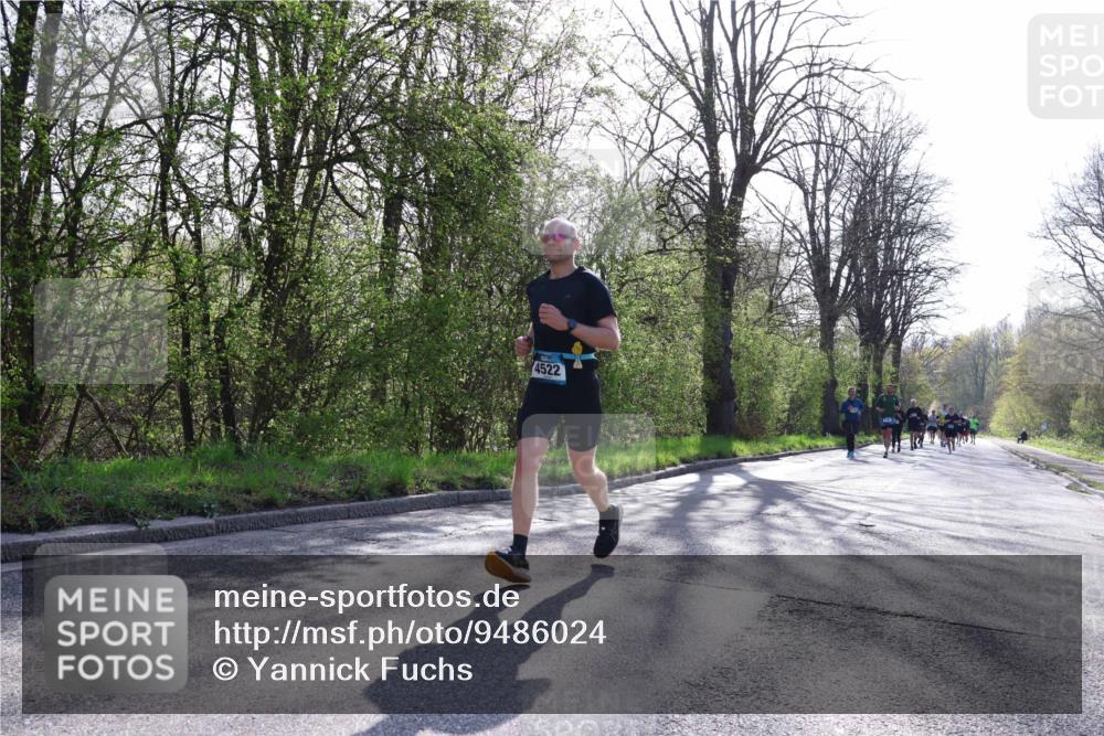 12.04.2026 - 45. Internationalen Wilhelmsburger Insellauf Yannick Fuchs http://msf.ph/oto/9486024 12.04.2026 10:29:35 Laufen 4522 meine-sportfotos.de