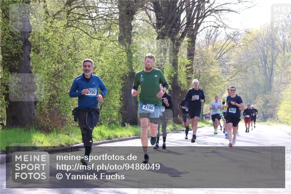 12.04.2026 - 45. Internationalen Wilhelmsburger Insellauf Yannick Fuchs http://msf.ph/oto/9486049 12.04.2026 10:29:38 Laufen 702, 4490, 2100, 4629 meine-sportfotos.de