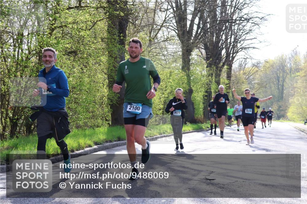 12.04.2026 - 45. Internationalen Wilhelmsburger Insellauf Yannick Fuchs http://msf.ph/oto/9486069 12.04.2026 10:29:40 Laufen 2100, 5254, 4629, 3677 meine-sportfotos.de