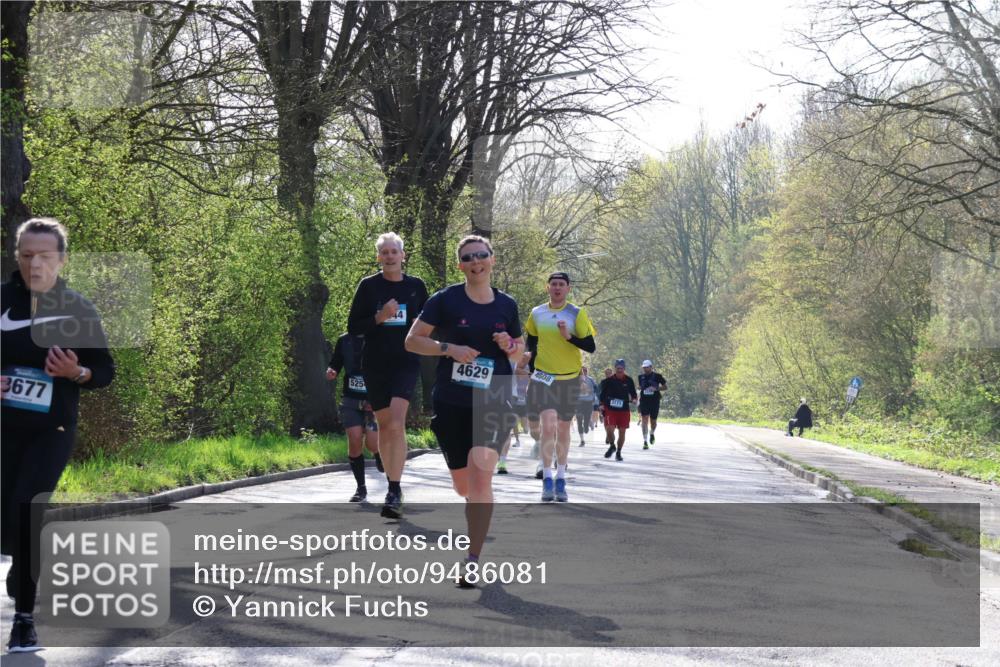 12.04.2026 - 45. Internationalen Wilhelmsburger Insellauf Yannick Fuchs http://msf.ph/oto/9486081 12.04.2026 10:29:42 Laufen 3677, 525, 4629, 4508, 3171 meine-sportfotos.de