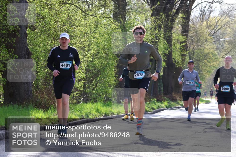 12.04.2026 - 45. Internationalen Wilhelmsburger Insellauf Yannick Fuchs http://msf.ph/oto/9486248 12.04.2026 10:30:00 Laufen 4401, 2878, 5688, 3090 meine-sportfotos.de
