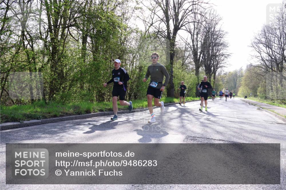 12.04.2026 - 45. Internationalen Wilhelmsburger Insellauf Yannick Fuchs http://msf.ph/oto/9486283 12.04.2026 10:30:03 Laufen 4401, 2878, 3090 meine-sportfotos.de