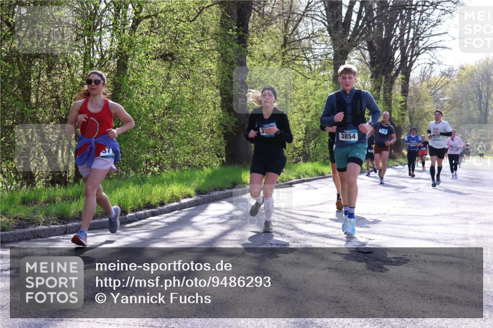 12.04.2026 - 45. Internationalen Wilhelmsburger Insellauf Yannick Fuchs http://msf.ph/oto/9486293 12.04.2026 10:36:01 Laufen 3854, 5749, 4331 meine-sportfotos.de