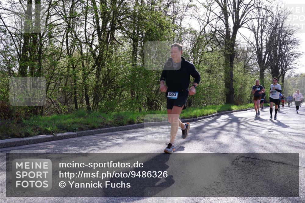 12.04.2026 - 45. Internationalen Wilhelmsburger Insellauf Yannick Fuchs http://msf.ph/oto/9486326 12.04.2026 10:36:04 Laufen 4331, 3553 meine-sportfotos.de