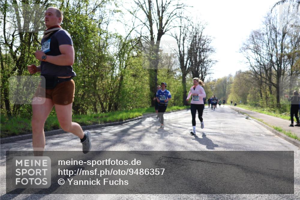12.04.2026 - 45. Internationalen Wilhelmsburger Insellauf Yannick Fuchs http://msf.ph/oto/9486357 12.04.2026 10:36:08 Laufen 5749, 4568, 5421 meine-sportfotos.de