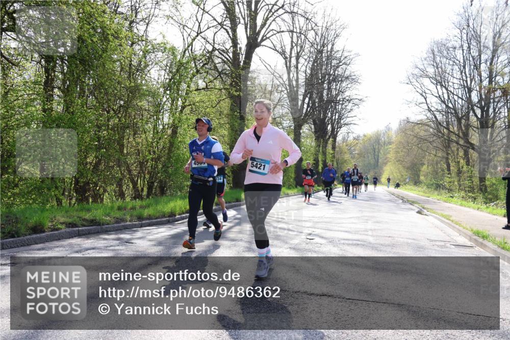 12.04.2026 - 45. Internationalen Wilhelmsburger Insellauf Yannick Fuchs http://msf.ph/oto/9486362 12.04.2026 10:36:09 Laufen 5421 meine-sportfotos.de