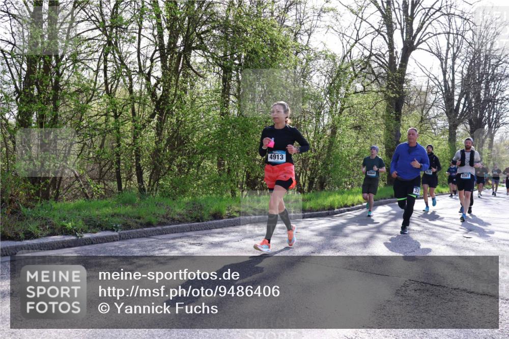 12.04.2026 - 45. Internationalen Wilhelmsburger Insellauf Yannick Fuchs http://msf.ph/oto/9486406 12.04.2026 10:36:14 Laufen 4913, 5664, 331, 3635, 3307 meine-sportfotos.de