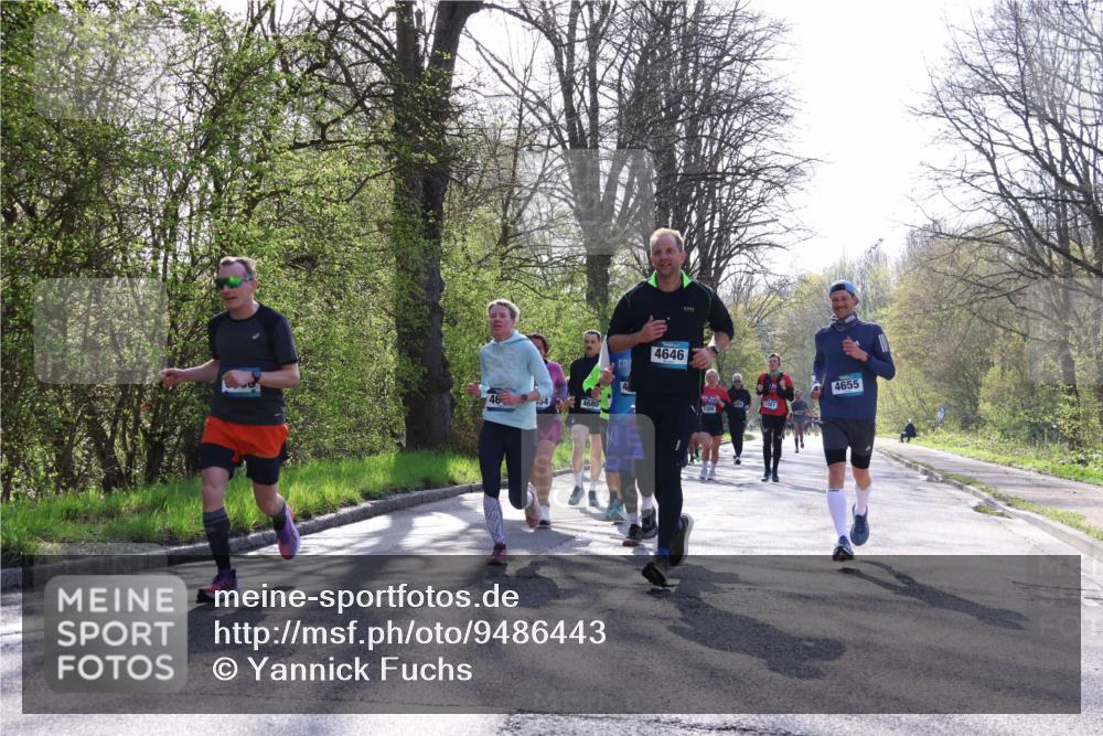 12.04.2026 - 45. Internationalen Wilhelmsburger Insellauf Yannick Fuchs http://msf.ph/oto/9486443 12.04.2026 10:30:20 Laufen 46, 4, 4646, 4655, 3381, 3380 meine-sportfotos.de