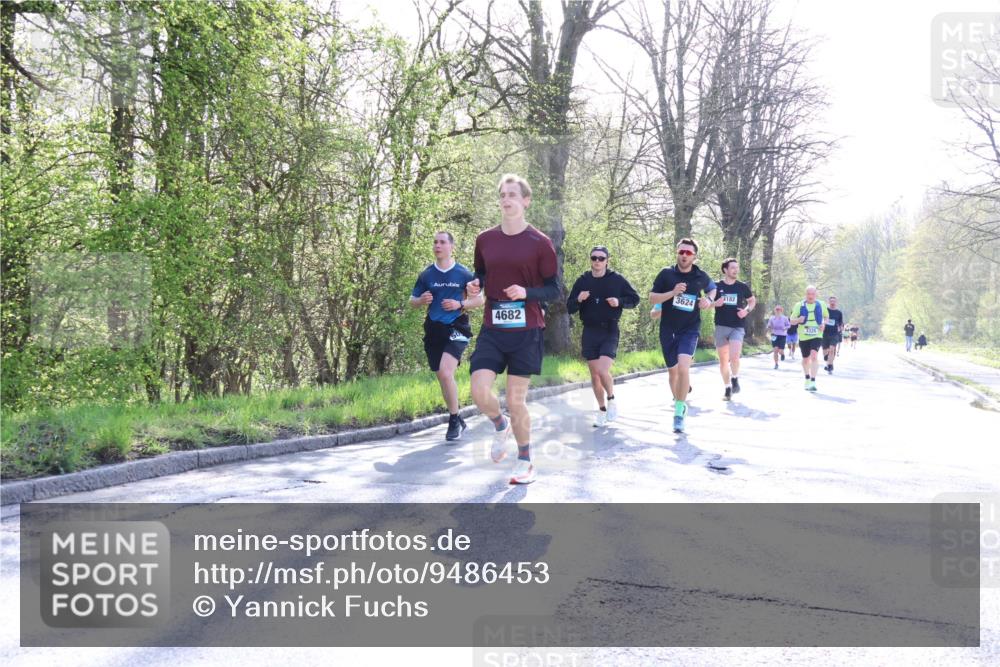 12.04.2026 - 45. Internationalen Wilhelmsburger Insellauf Yannick Fuchs http://msf.ph/oto/9486453 12.04.2026 10:36:19 Laufen 4682, 3624, 24182, 3325 meine-sportfotos.de