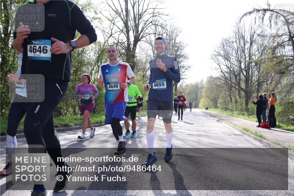 12.04.2026 - 45. Internationalen Wilhelmsburger Insellauf Yannick Fuchs http://msf.ph/oto/9486464 12.04.2026 10:30:22 Laufen 4043, 4646, 2634, 4649, 33, 4655 meine-sportfotos.de