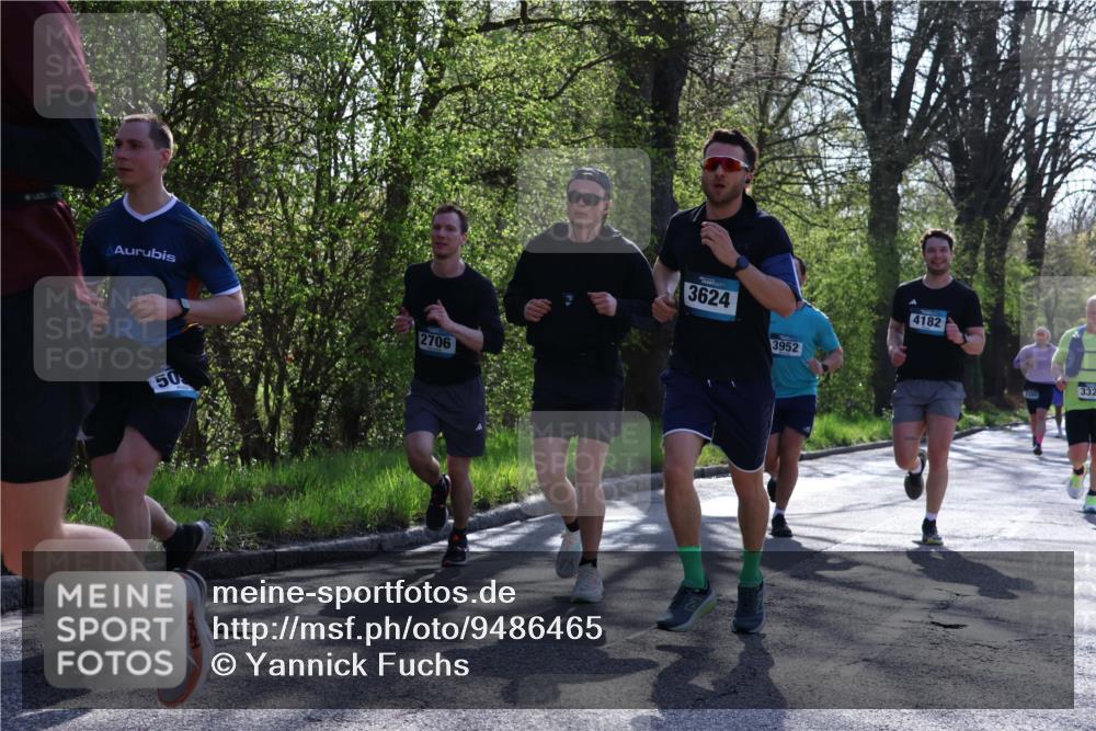 12.04.2026 - 45. Internationalen Wilhelmsburger Insellauf Yannick Fuchs http://msf.ph/oto/9486465 12.04.2026 10:36:20 Laufen 2706, 50, 3624, 3952, 4182, 332 meine-sportfotos.de