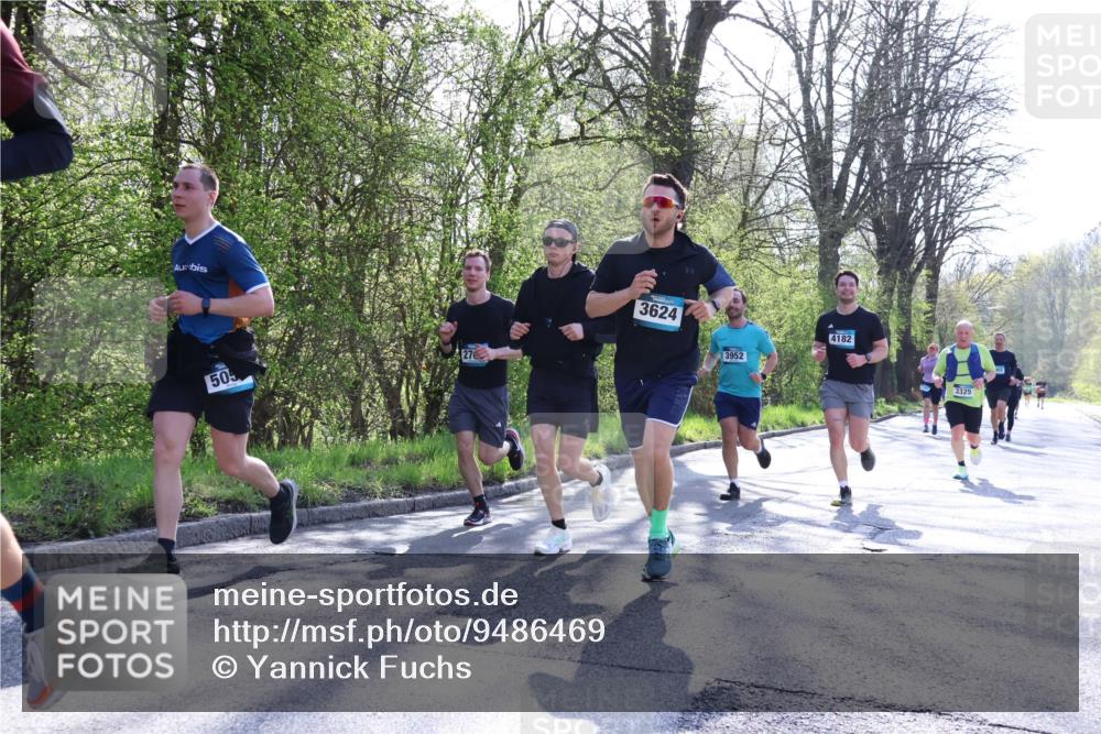 12.04.2026 - 45. Internationalen Wilhelmsburger Insellauf Yannick Fuchs http://msf.ph/oto/9486469 12.04.2026 10:36:20 Laufen 505, 27, 3624, 3952, 4182, 3325 meine-sportfotos.de