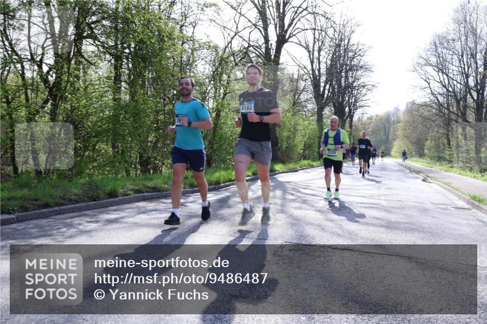 12.04.2026 - 45. Internationalen Wilhelmsburger Insellauf Yannick Fuchs http://msf.ph/oto/9486487 12.04.2026 10:36:22 Laufen 4182, 3325 meine-sportfotos.de