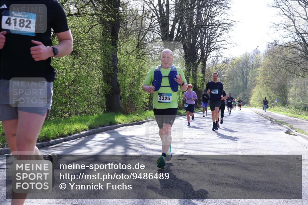 12.04.2026 - 45. Internationalen Wilhelmsburger Insellauf Yannick Fuchs http://msf.ph/oto/9486489 12.04.2026 10:36:22 Laufen 4182, 3325, 4992 meine-sportfotos.de