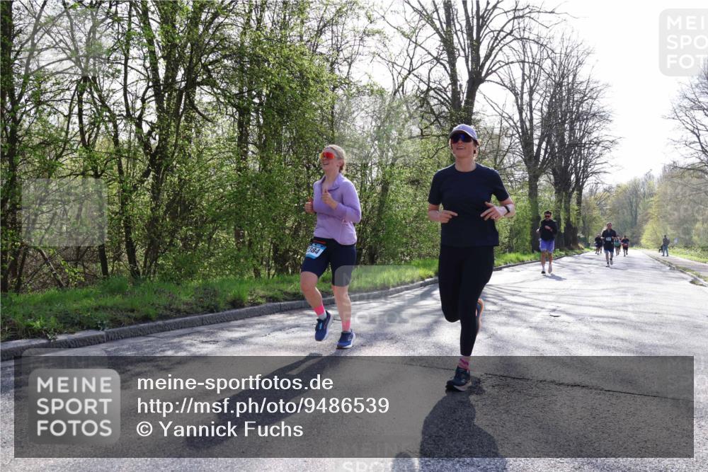 12.04.2026 - 45. Internationalen Wilhelmsburger Insellauf Yannick Fuchs http://msf.ph/oto/9486539 12.04.2026 10:36:27 Laufen 384 meine-sportfotos.de