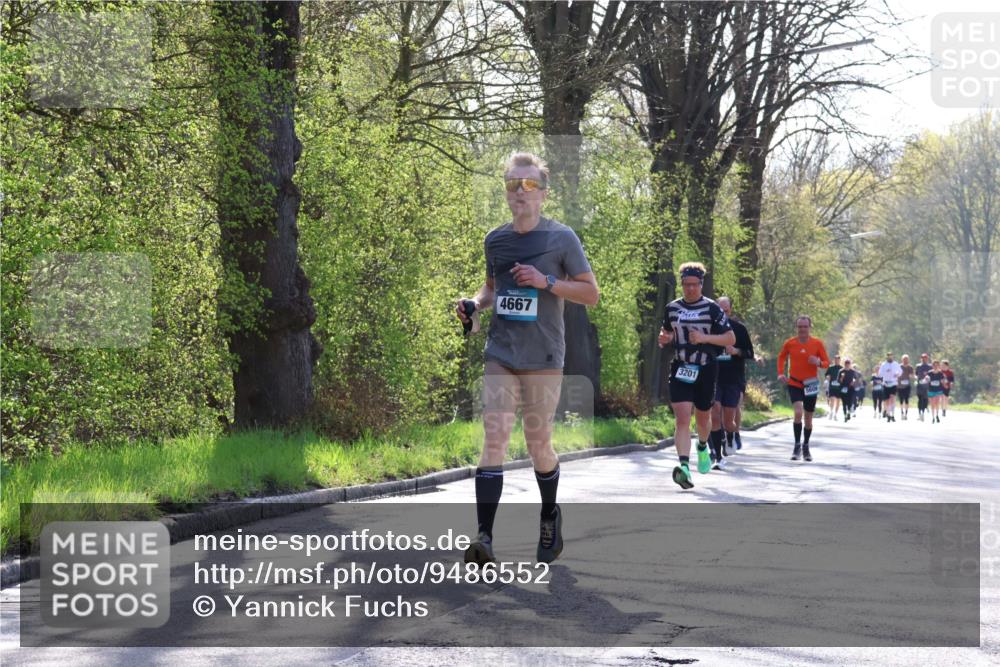 12.04.2026 - 45. Internationalen Wilhelmsburger Insellauf Yannick Fuchs http://msf.ph/oto/9486552 12.04.2026 10:30:32 Laufen 4667, 3201 meine-sportfotos.de