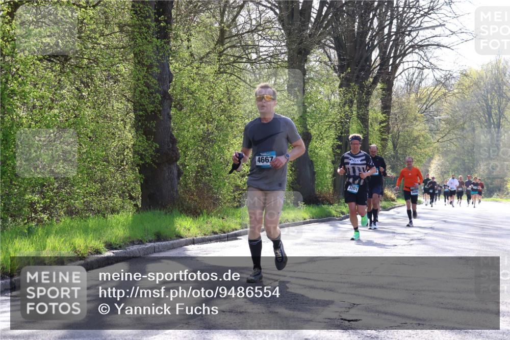 12.04.2026 - 45. Internationalen Wilhelmsburger Insellauf Yannick Fuchs http://msf.ph/oto/9486554 12.04.2026 10:30:32 Laufen 4667, 3201 meine-sportfotos.de