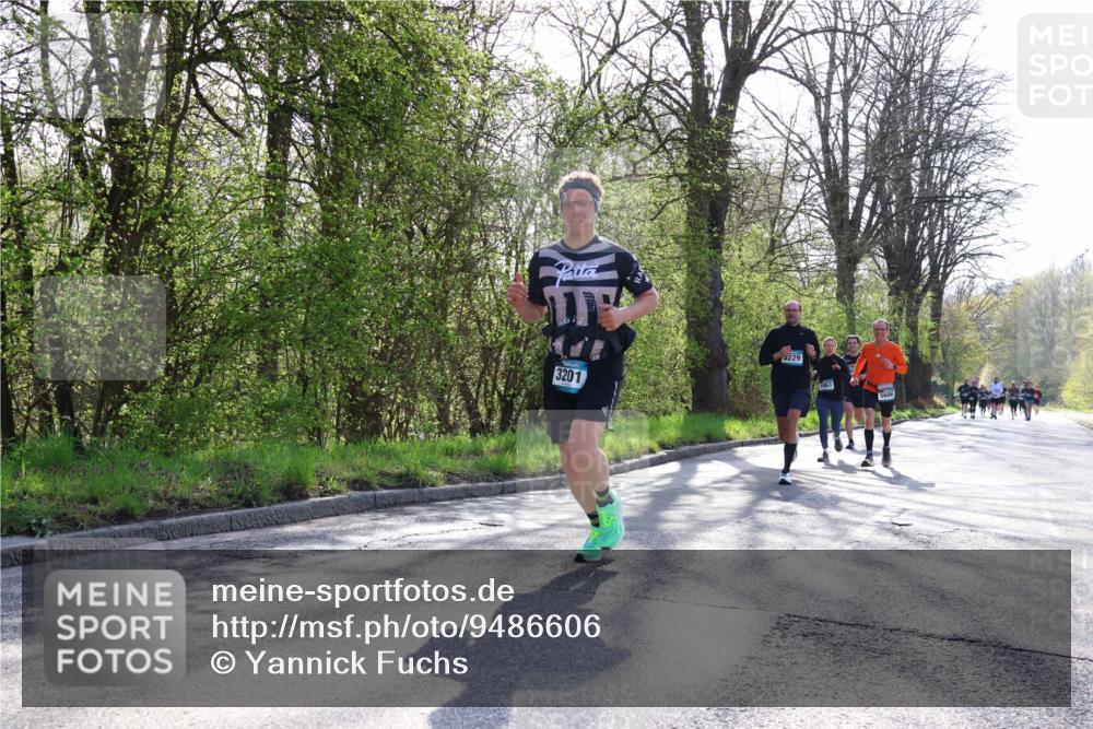 12.04.2026 - 45. Internationalen Wilhelmsburger Insellauf Yannick Fuchs http://msf.ph/oto/9486606 12.04.2026 10:30:36 Laufen 3201, 3229, 4963, 5606 meine-sportfotos.de