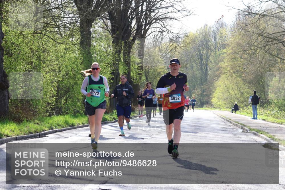12.04.2026 - 45. Internationalen Wilhelmsburger Insellauf Yannick Fuchs http://msf.ph/oto/9486628 12.04.2026 10:36:39 Laufen 272, 2854, 4932 meine-sportfotos.de
