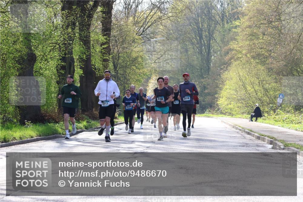 12.04.2026 - 45. Internationalen Wilhelmsburger Insellauf Yannick Fuchs http://msf.ph/oto/9486670 12.04.2026 10:30:43 Laufen 3892, 4180, 5416, 2711, 2812, 5038 meine-sportfotos.de