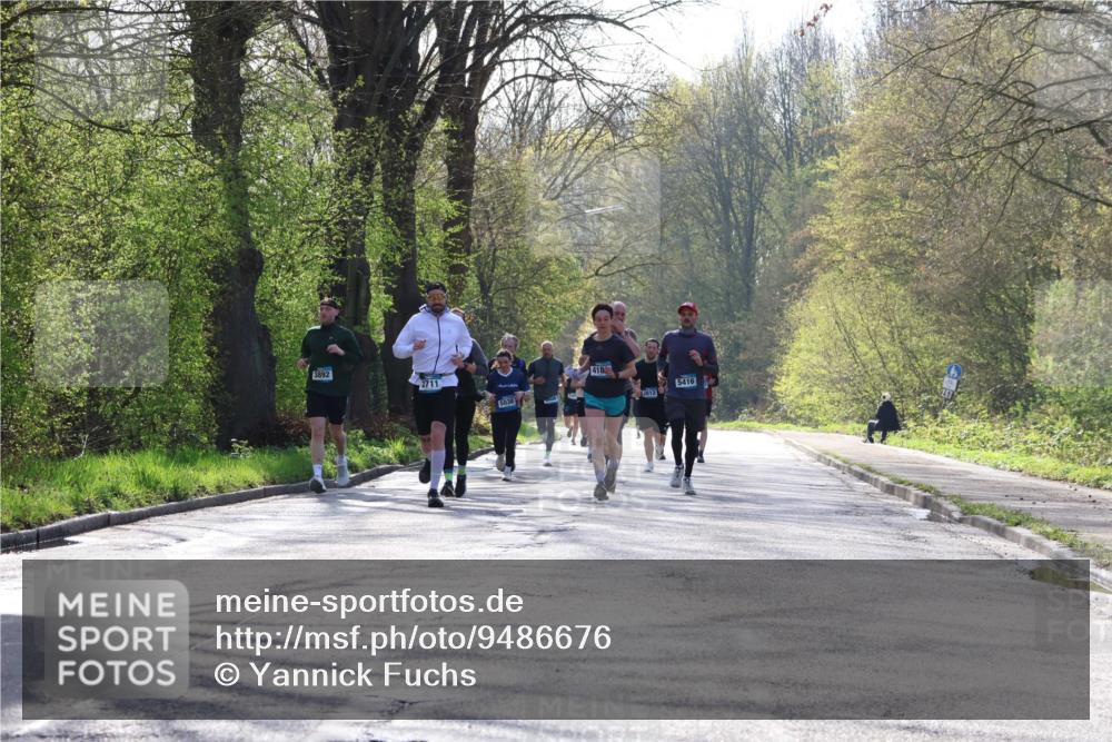 12.04.2026 - 45. Internationalen Wilhelmsburger Insellauf Yannick Fuchs http://msf.ph/oto/9486676 12.04.2026 10:30:44 Laufen 3892, 2711, 5038, 418, 5416, 2812 meine-sportfotos.de