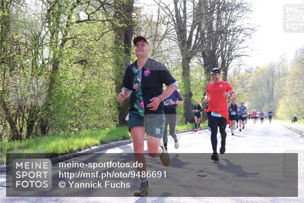12.04.2026 - 45. Internationalen Wilhelmsburger Insellauf Yannick Fuchs http://msf.ph/oto/9486691 12.04.2026 10:36:45 Laufen 285, 288, 4681 meine-sportfotos.de