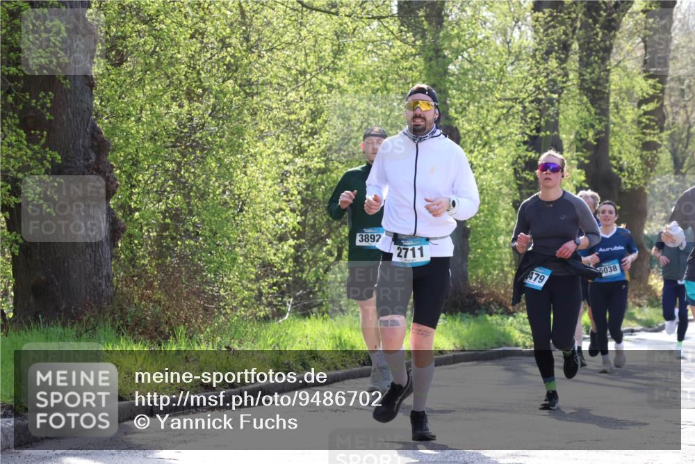 12.04.2026 - 45. Internationalen Wilhelmsburger Insellauf Yannick Fuchs http://msf.ph/oto/9486702 12.04.2026 10:30:47 Laufen 3892, 2711, 479, 5038 meine-sportfotos.de